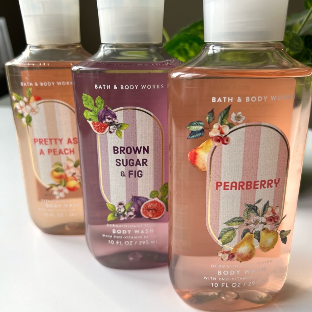 Bath & Body Works Body Wash Set - Pearberry, Brown sugar&fig, Pretty as a peach.